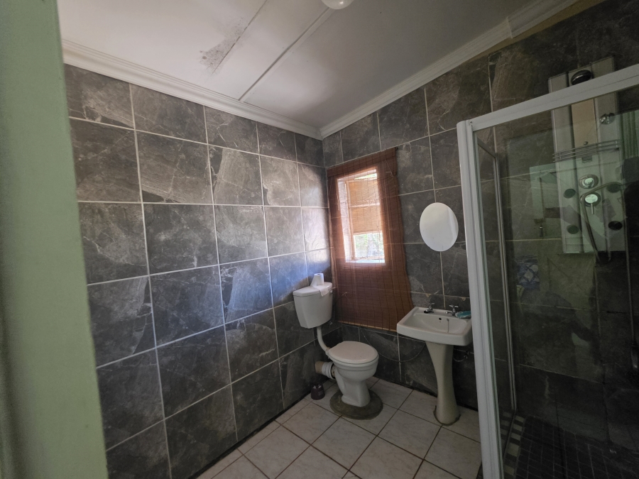 4 Bedroom Property for Sale in Wilgehof Free State